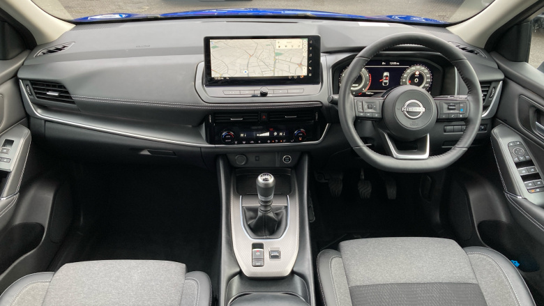 Nissan Qashqai 1.3 DiG-T MH 158 N-Connecta 5dr Petrol Hatchback